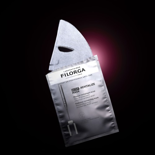 NCEF-REVITALIZE_MASK_BLACK3.jpg
